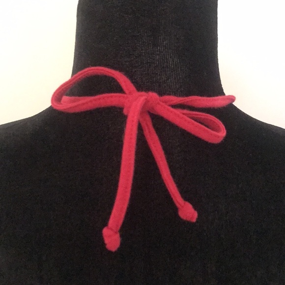 Express: Stripped Halter - Picture 5 of 7